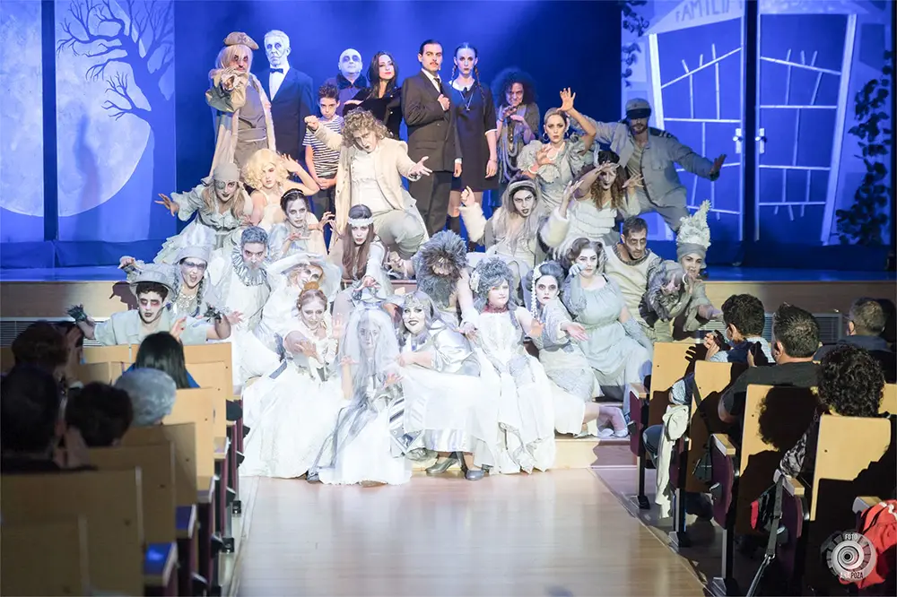 El musical solidario Los Addams llega a l’Auditori d’Alcúdia de la mano de ArtxArt